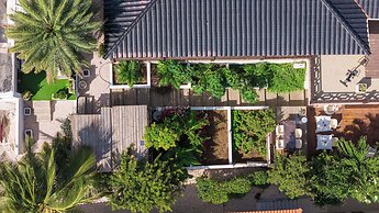 Ruby's Apartment Close to the Beach