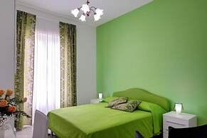 Central Apartment Stella House