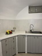 Lamar Cave House 1 Bedroom