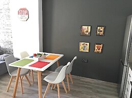 Pegasus Amazing Flat, 1,5min Walk To The