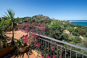 Park Residence Cicladi Comfortable Apartment With Spacious Terrace