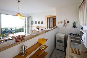 Park Residence Cicladi Comfortable Apartment With Spacious Terrace