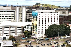 Sunny, Spacious And Magnificent Sea Views!