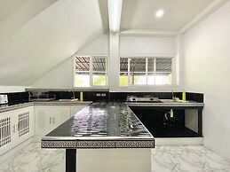 Villa Nap Dau Crown Private Pool Villa Phuket