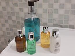 Vanesia's Luxury Suits