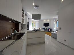 Vanesia's Luxury Suits