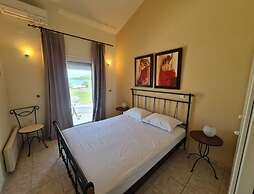 Stunning Beachfront Villa for Rent