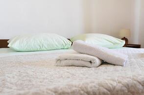 Spacious Ground Floor Apartment Primavera