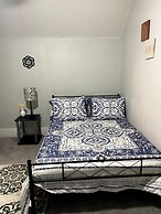 Charming 4 Bedroom House Nissan Sentra Available With Longer Stays