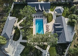 Lazy Seal Cottages Nabran