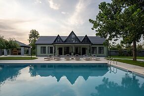 Lazy Seal Cottages Nabran