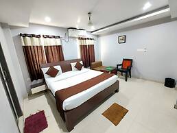 Goroomgo Hotel Shivangi Puri