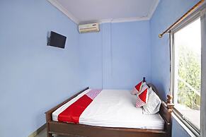 OYO 90922 Gurusinga Guesthouse