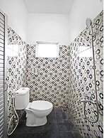 OYO 90922 Gurusinga Guesthouse