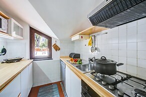 Villa Breezy Way - Among Greenery