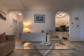 Neptune Suite-hosted by Sweetstay