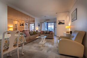 Neptune Suite-hosted by Sweetstay