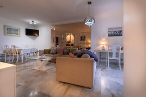 Neptune Suite-hosted by Sweetstay