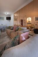 Neptune Suite-hosted by Sweetstay