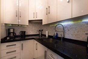 Neptune Suite-hosted by Sweetstay