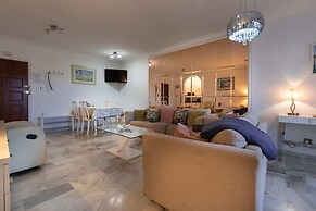 Neptune Suite-hosted by Sweetstay