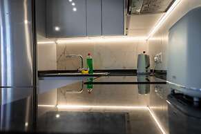 Top Studio With View-hosted by Sweetstay