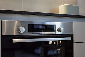 Top Studio With View-hosted by Sweetstay