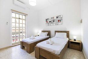 Sliema Lovely Flat