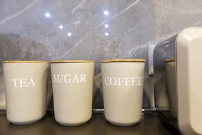 Golden Flat in San Pawl