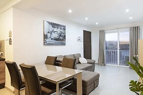 Golden Flat in San Pawl