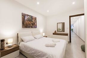 Golden Flat in San Pawl