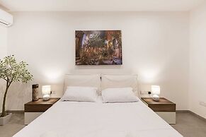 Golden Flat in San Pawl