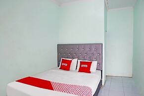 OYO 91303 Puri Dennis