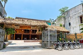 Odyssey Hostel, Tours & Motorbikes Rental