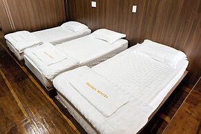 Odyssey Hostel, Tours & Motorbikes Rental