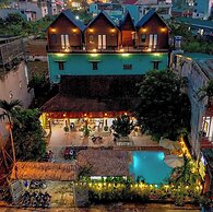 Odyssey Hostel, Tours & Motorbikes Rental