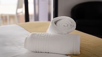 E1 Suites & Spa