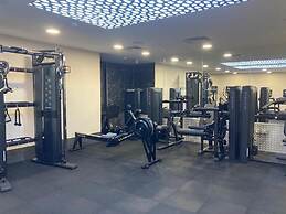 E1 Suites & Spa
