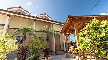 Nakijin Lodge Pensajoya