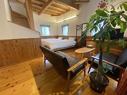 Nakijin Lodge Pensajoya