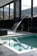 THE MIRROR & SPA by Elegant Residences