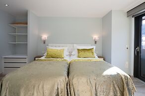 THE MIRROR & SPA by Elegant Residences