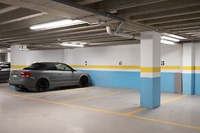 THE MIRROR & SPA by Elegant Residences