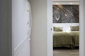 THE MIRROR & SPA by Elegant Residences