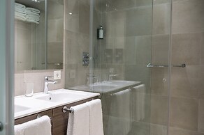 THE MIRROR & SPA by Elegant Residences