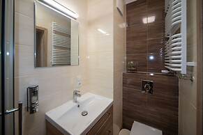 Maya's 17 - Nadmotławie