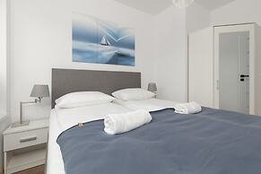 Lake House Sosnowy Las Mielno by Renters