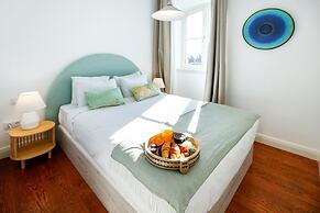 Under the Moon Apartment