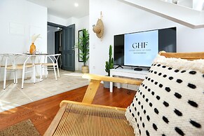 Under the Moon Apartment