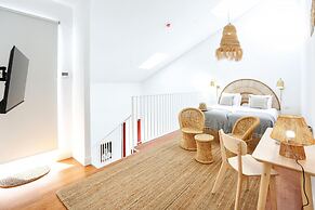 Under the Moon Apartment